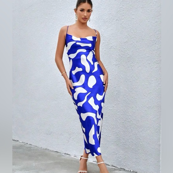 Blue and white Pattern Maxi Slip Dress - Picture 3 of 6